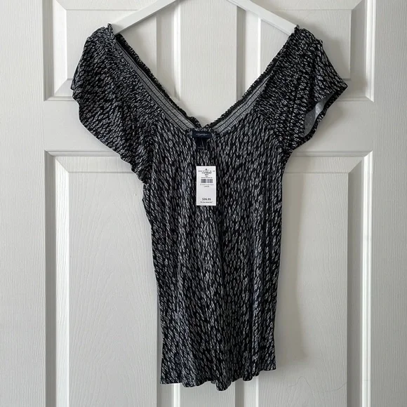 Off the shoulder blouse - Picture 1 of 1